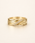 Ring in Gold / Silber mit Kerbung und Zirkonia