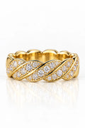 Gewickelter Goldring mit Zirkonia