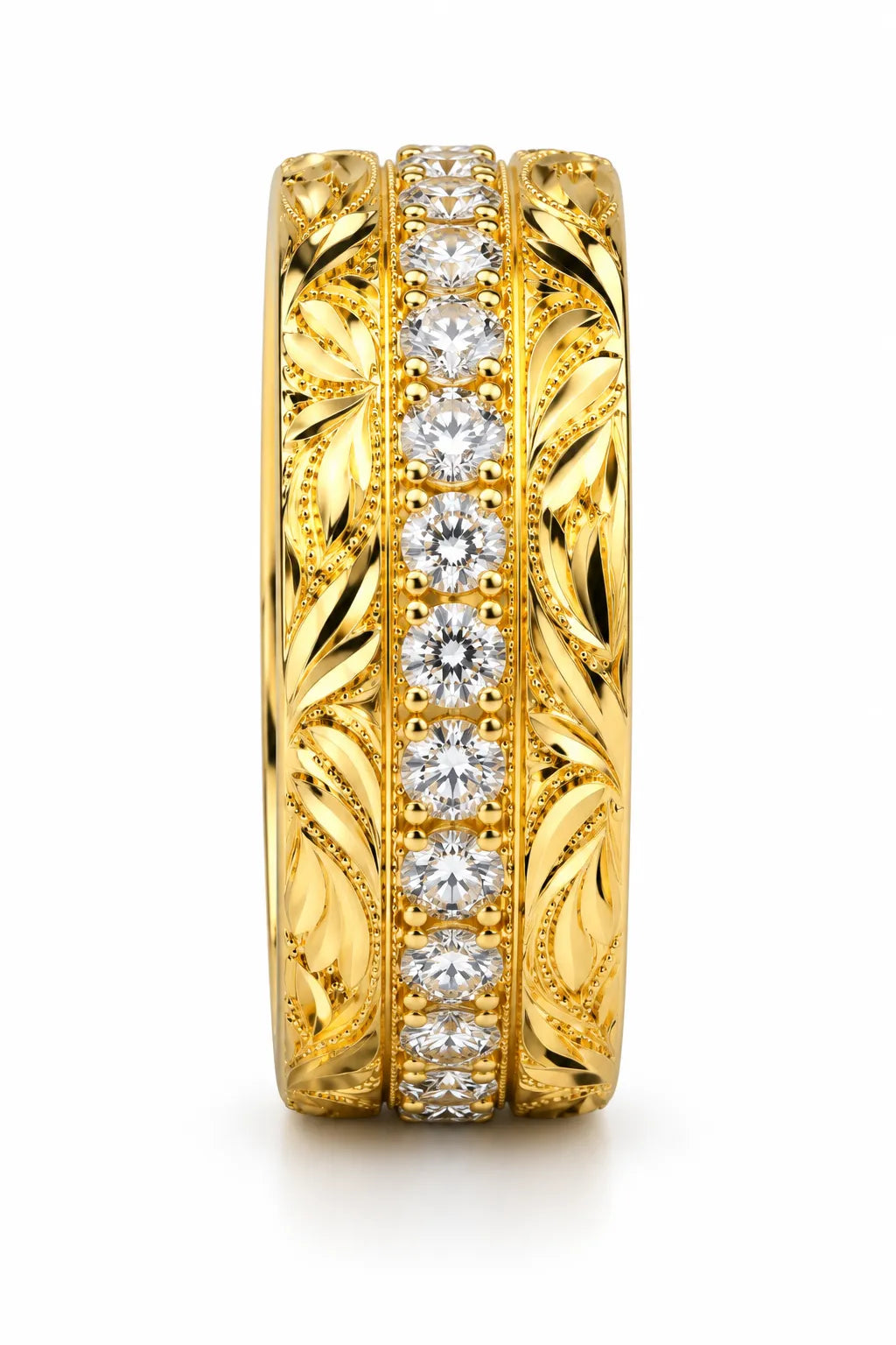 Goldring mit Muster und Zirkonia