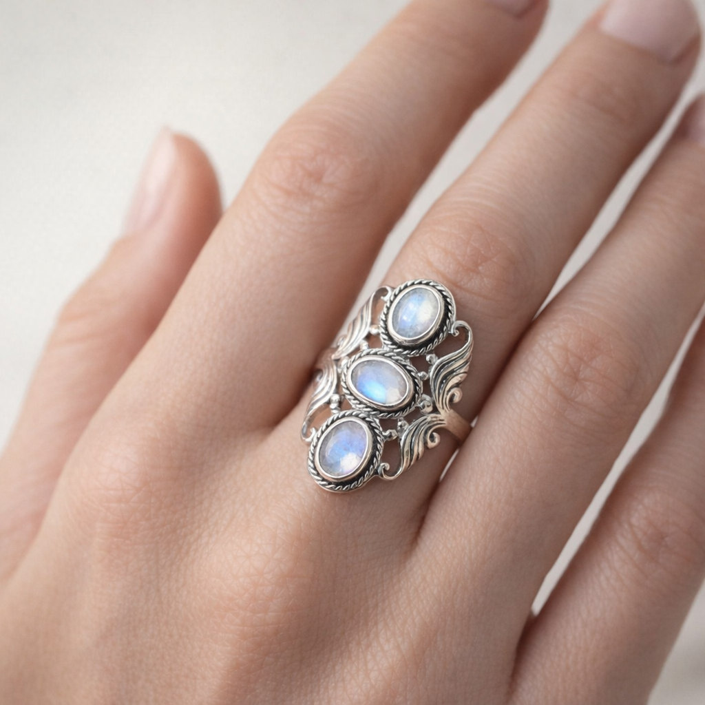 Mondstein Ring Silber